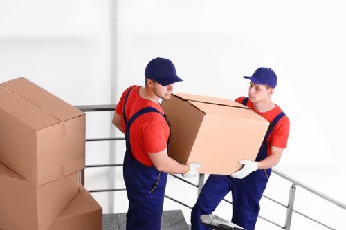 Local man with van removal service arriving in Belmont for a house move