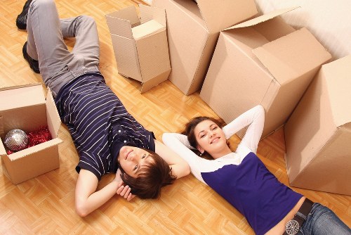 Moving truck suited for apartments and townhouse relocations in Belmont
